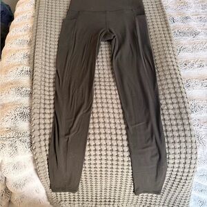 Athleta Black Salutation Stash Pocket II Tights